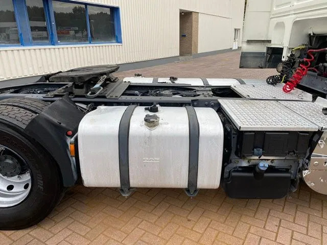 DAF XF 105.410 Euro 5 Automatic Retarder - Tractor unit: picture 3 DAF XF 105.410 Euro 5 Automatic Retarder - Tractor unit: picture 3