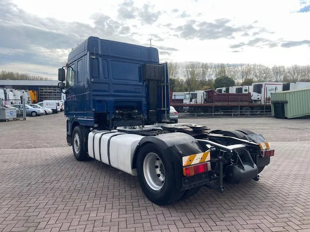 DAF XF 105.460 Manual gear - Tractor unit: picture 5 DAF XF 105.460 Manual gear - Tractor unit: picture 5