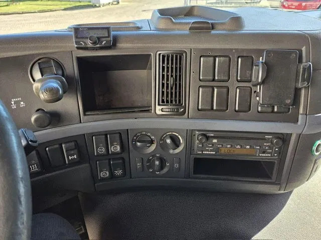 Tractor unit Volvo FM 12.400 NL-TRUCK: picture 14