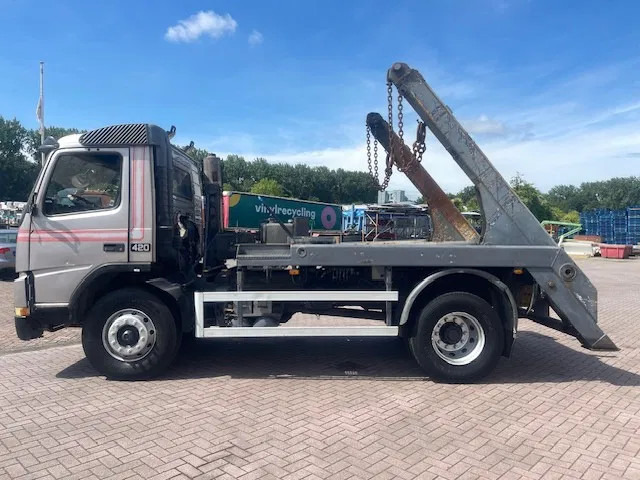 Volvo FM 12.420 Full Steel - Container transporter/ Swap body truck: picture 3 Volvo FM 12.420 Full Steel - Container transporter/ Swap body truck: picture 3