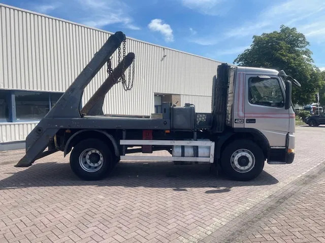 Volvo FM 12.420 Full Steel - Container transporter/ Swap body truck: picture 2 Volvo FM 12.420 Full Steel - Container transporter/ Swap body truck: picture 2