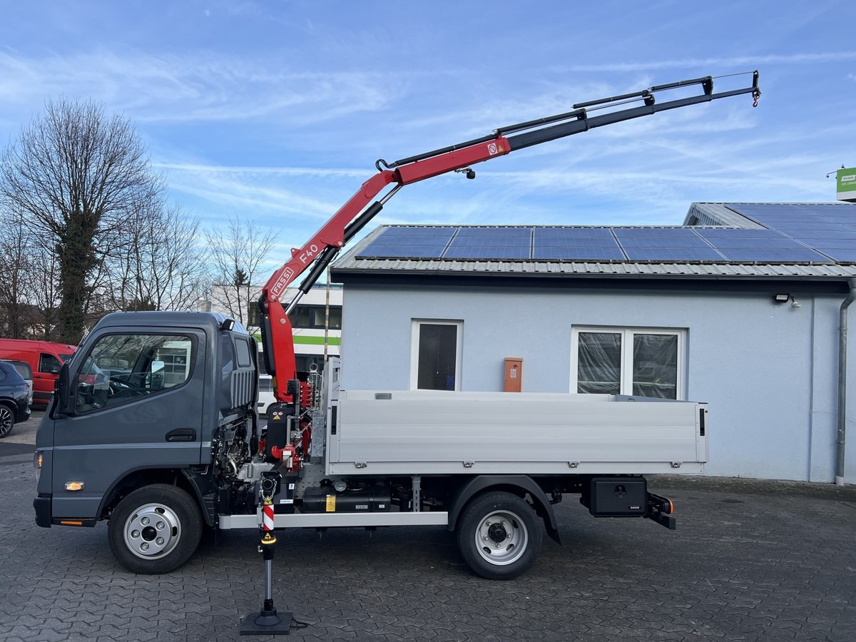 FUSO 6S15 Pritsche 3.0m Kran 4xhydr. Funk! - Flatbed van: picture 1 FUSO 6S15 Pritsche 3.0m Kran 4xhydr. Funk! - Flatbed van: picture 1