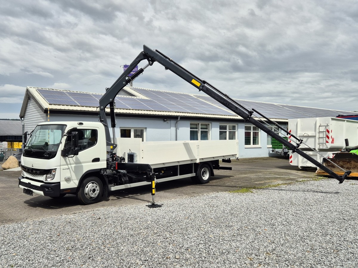 FUSO FUSO 9C18 Canter Alu Pritsche 5.5m Kran 3x hydr. - Flatbed van: picture 2 FUSO FUSO 9C18 Canter Alu Pritsche 5.5m Kran 3x hydr. - Flatbed van: picture 2