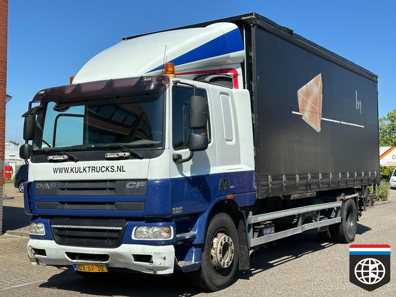 DAF FA CF 75 - Curtainsider truck: picture 2 DAF FA CF 75 - Curtainsider truck: picture 2