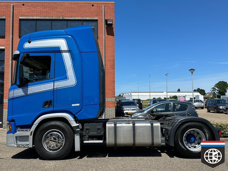 Scania R450 Hydraulics - 2x tank - night A/C - EURO 6 D - Tractor unit: picture 3 Scania R450 Hydraulics - 2x tank - night A/C - EURO 6 D - Tractor unit: picture 3