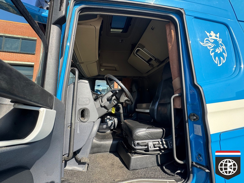 Scania R450 Manual / Retarder / Night Ac - Full spoiler - Tractor unit: picture 5 Scania R450 Manual / Retarder / Night Ac - Full spoiler - Tractor unit: picture 5