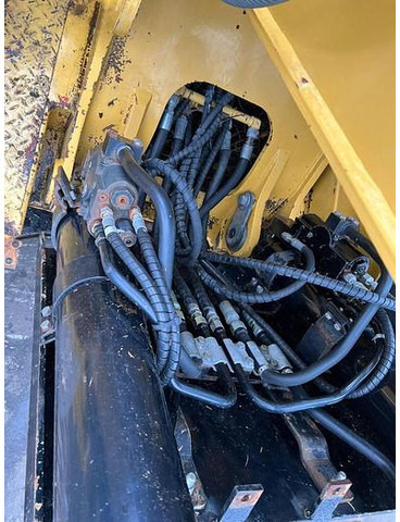 Excavator Caterpillar 323DL - 323 DL - 323D: picture 19