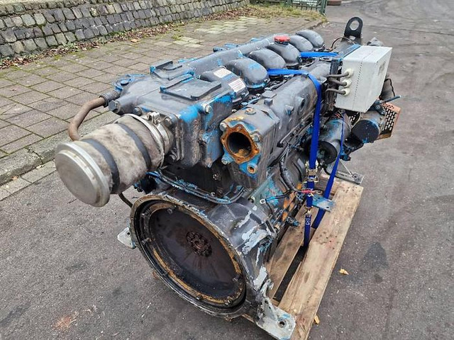 MAN D2866E - Construction machinery: picture 4 MAN D2866E - Construction machinery: picture 4