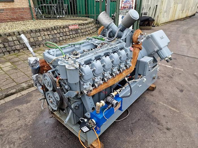 MAN D2542MTE - Generator set: picture 5 MAN D2542MTE - Generator set: picture 5