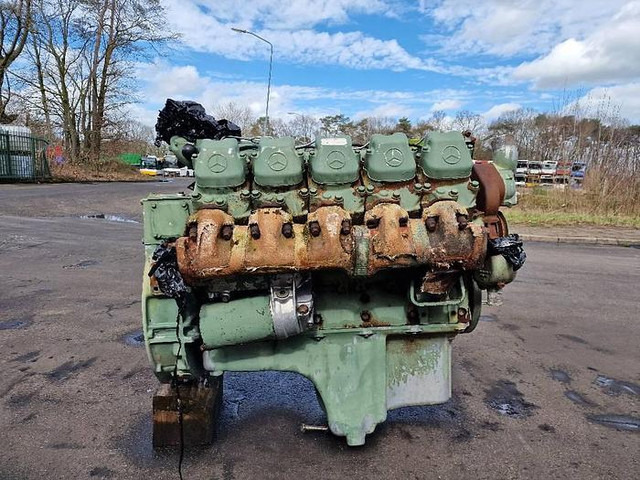 Mercedes-Benz OM443 - Engine: picture 2 Mercedes-Benz OM443 - Engine: picture 2