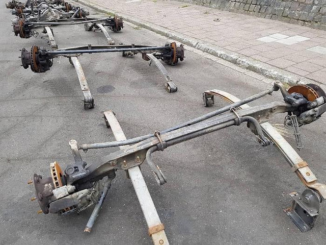 Spare parts Mercedes-Benz Vario 815 D: picture 8