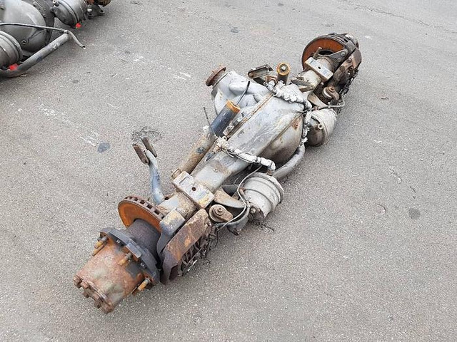 Mercedes-Benz Vario 815 D - Spare parts: picture 4 Mercedes-Benz Vario 815 D - Spare parts: picture 4