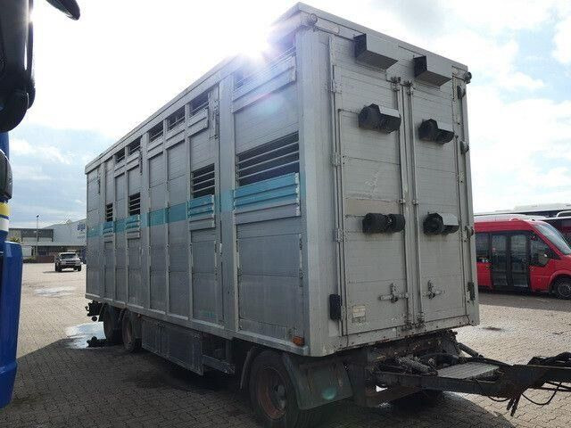 Farm trailer Bannas AT 24.83, 3 Etagen, Schweine, Liftachse: picture 11