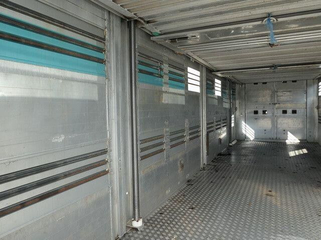Farm trailer Bannas AT 24.83, 3 Etagen, Schweine, Liftachse: picture 9