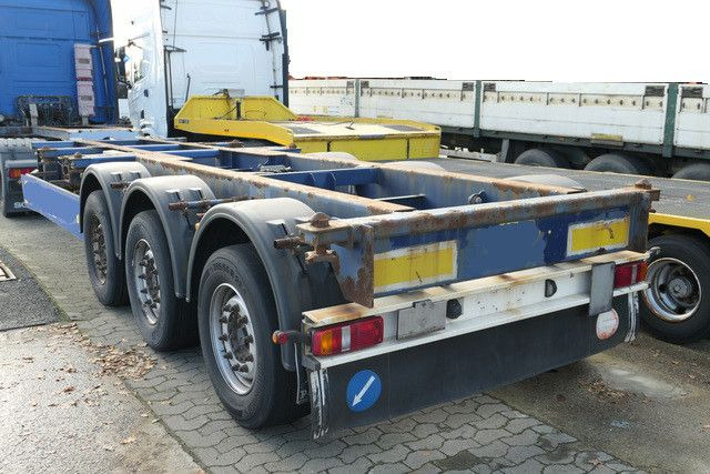 Carnehl CCS/HS, 1x20/2x20/1x30/1x40 Fuß Container, Lift - Container transporter/ Swap body semi-trailer: picture 2 Carnehl CCS/HS, 1x20/2x20/1x30/1x40 Fuß Container, Lift - Container transporter/ Swap body semi-trailer: picture 2