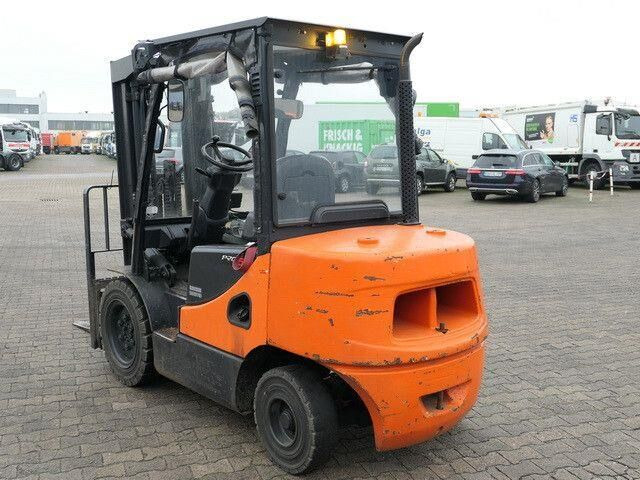 Doosan D35 C-5, 6m Hubhöhe, Freihub, 3,5to. Traglast - Diesel forklift: picture 4 Doosan D35 C-5, 6m Hubhöhe, Freihub, 3,5to. Traglast - Diesel forklift: picture 4