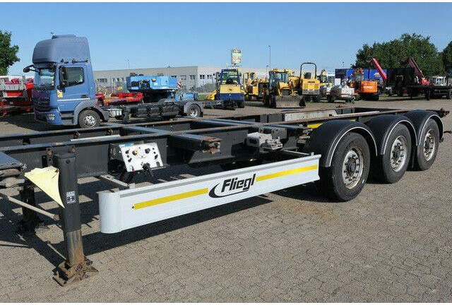 Fliegl SDS 380 SDS01, 20/30 & 40 Fuß Container, BPW - Low loader semi-trailer: picture 3 Fliegl SDS 380 SDS01, 20/30 & 40 Fuß Container, BPW - Low loader semi-trailer: picture 3