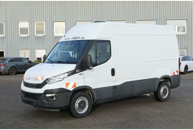 Iveco 35S16 Daily 4x2, 104tkm, Würth Regale, AHK, Navi - Panel van: picture 5 Iveco 35S16 Daily 4x2, 104tkm, Würth Regale, AHK, Navi - Panel van: picture 5