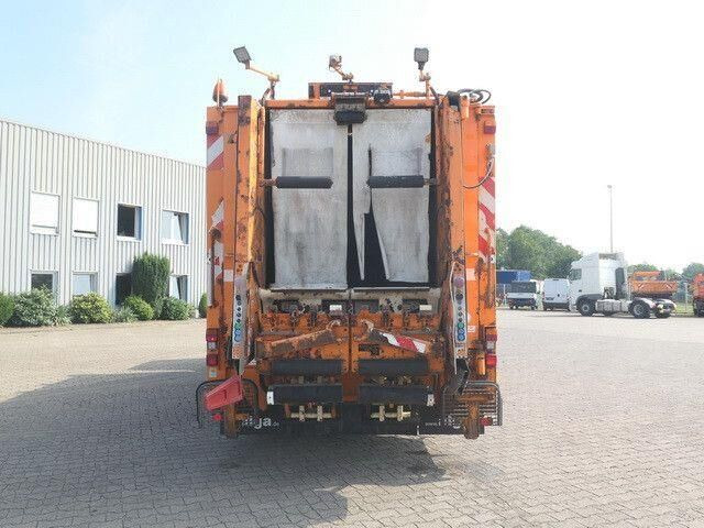 MAN 26.320 TGS BL 6x2, Haller, Zöller-Schüttung - Garbage truck: picture 4 MAN 26.320 TGS BL 6x2, Haller, Zöller-Schüttung - Garbage truck: picture 4