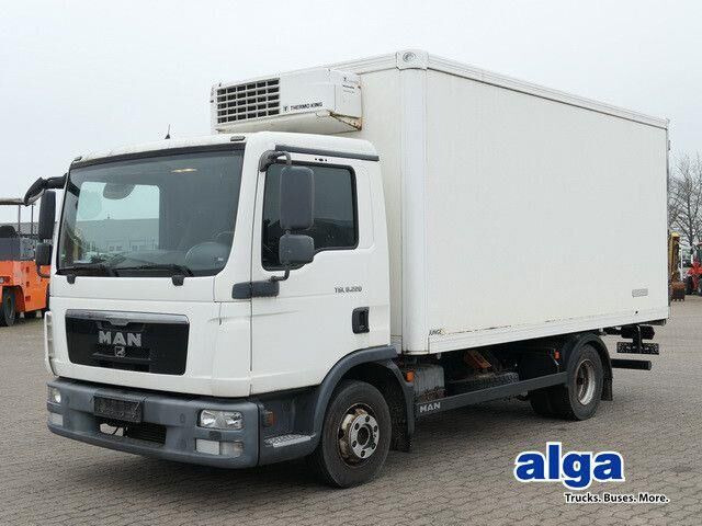 MAN 8.220 TGL BL 4x2, Thermo King, 3. Sitz, 5m lang - Refrigerator truck: picture 1 MAN 8.220 TGL BL 4x2, Thermo King, 3. Sitz, 5m lang - Refrigerator truck: picture 1