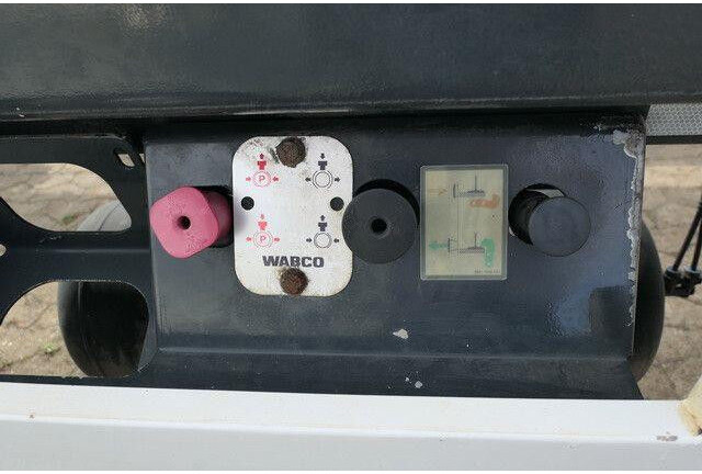Container transporter/ Swap body trailer Meiller BTA/Luftfederung/Scheibenbremsen: picture 10
