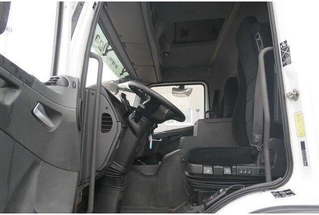 Box truck Mercedes-Benz 1224 L Atego, 7.240mm lang, 2. Zylinder defekt: picture 11 Box truck Mercedes-Benz 1224 L Atego, 7.240mm lang, 2. Zylinder defekt: picture 11