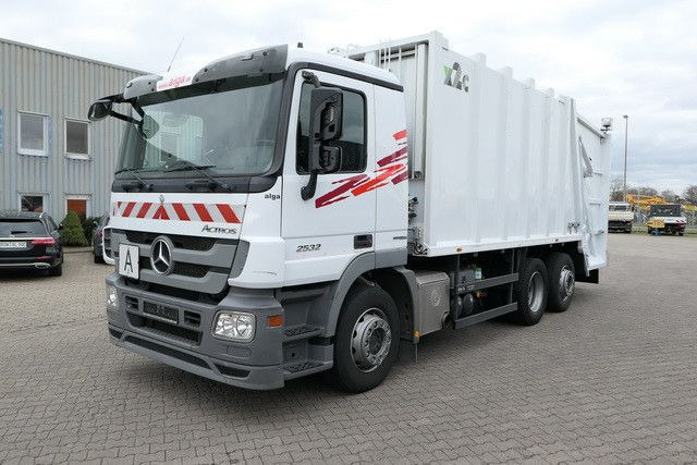 Garbage truck Mercedes-Benz 2532 L Actros 6x2, Medium X2EC23, Zöller 321: picture 7