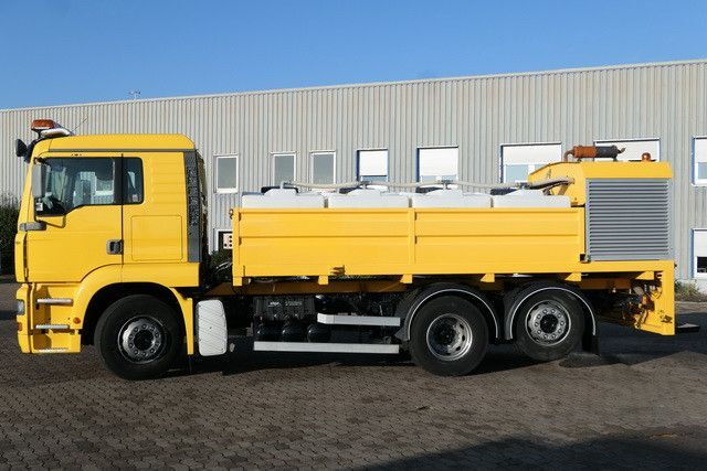 MAN 26.413/6x2/4x 2000 ltr. Tanks/Deutz Motor - Municipal/ Special vehicle: picture 2 MAN 26.413/6x2/4x 2000 ltr. Tanks/Deutz Motor - Municipal/ Special vehicle: picture 2