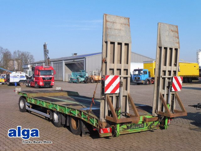 Obermaier 30to., 3-Achser, Hydr. Rampen, Verbreiterbar,SAF - Low loader trailer: picture 1 Obermaier 30to., 3-Achser, Hydr. Rampen, Verbreiterbar,SAF - Low loader trailer: picture 1