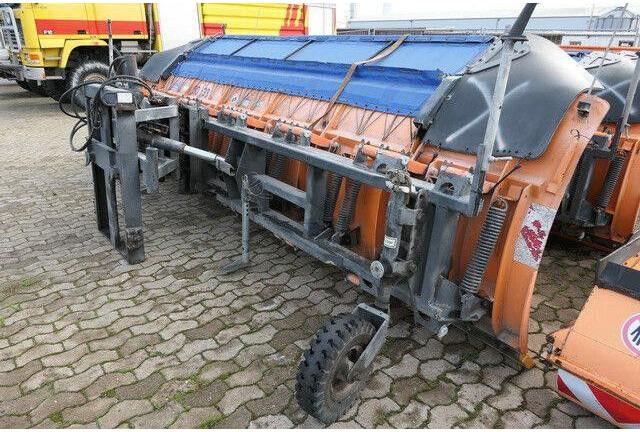 Schmidt MF 9.3, Schneeschild, 5.600mm, Winterdienst - Snow plough: picture 3 Schmidt MF 9.3, Schneeschild, 5.600mm, Winterdienst - Snow plough: picture 3