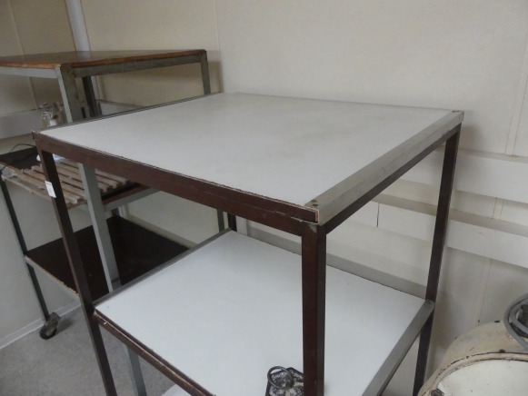 2 Chariots à roulettes 3 niveaux - Bakery equipment: picture 3 2 Chariots à roulettes 3 niveaux - Bakery equipment: picture 3