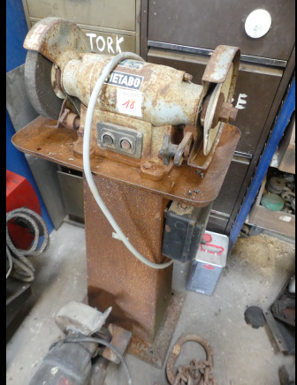 2 Tourets à meuler - Metalworking machinery: picture 2 2 Tourets à meuler - Metalworking machinery: picture 2