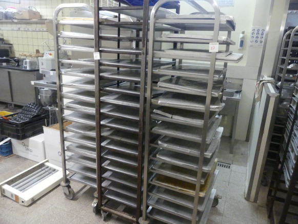 3 Chariots avec plateaux - Bakery equipment: picture 5 3 Chariots avec plateaux - Bakery equipment: picture 5