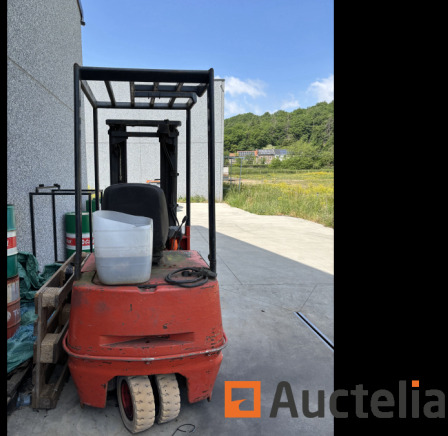 Chariot élévateur / Magasinage LINDE E-15 - Forklift: picture 1 Chariot élévateur / Magasinage LINDE E-15 - Forklift: picture 1