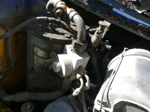 Compresseur tractable marque illisible - Air compressor: picture 4 Compresseur tractable marque illisible - Air compressor: picture 4