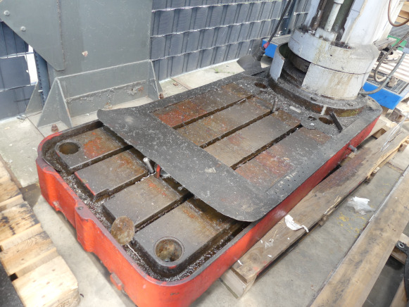 Fraiseuse Mas YR4A - Metalworking machinery: picture 3 Fraiseuse Mas YR4A - Metalworking machinery: picture 3