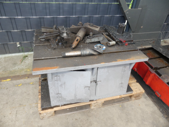 Fraiseuse Mas YR4A - Metalworking machinery: picture 2 Fraiseuse Mas YR4A - Metalworking machinery: picture 2