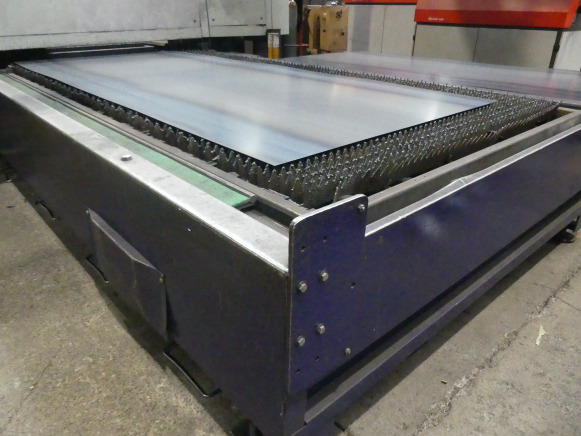 Metalworking machinery Machine de découpe laser CO² avec refroidisseur et aspiration de fumée Bystronic Bylaser 4400: picture 9