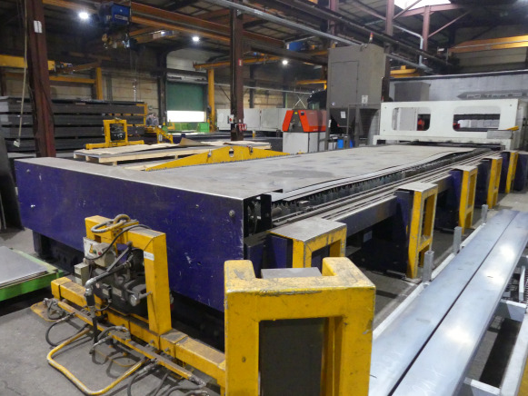 Machine de découpe laser CO² avec refroidisseur et aspiration de fumée Bystronic Bylaser 6000 - Metalworking machinery: picture 4 Machine de découpe laser CO² avec refroidisseur et aspiration de fumée Bystronic Bylaser 6000 - Metalworking machinery: picture 4