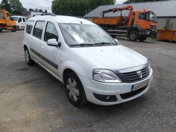 REF:1RFU370 - Voiture Dacia Logan Break SD (2012-63.842 km) - Car: picture 2 REF:1RFU370 - Voiture Dacia Logan Break SD (2012-63.842 km) - Car: picture 2