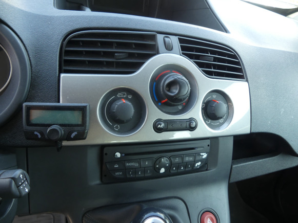 SUV REF:62376 - Voiture Renault Kangoo 1.5 D (2011-42.514 km): picture 17