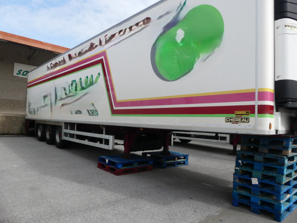 Semi remorque frigorifique Chereau CSD3 - Refrigerator trailer: picture 2 Semi remorque frigorifique Chereau CSD3 - Refrigerator trailer: picture 2