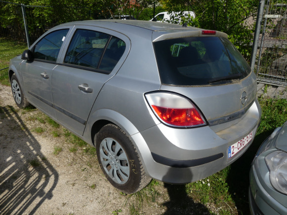Voiture Opel Astra - Car: picture 3 Voiture Opel Astra - Car: picture 3