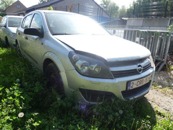 Voiture Opel Astra - Car: picture 2 Voiture Opel Astra - Car: picture 2