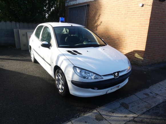 Voiture Peugeot 206 (2006-87.764 km) - Car: picture 2 Voiture Peugeot 206 (2006-87.764 km) - Car: picture 2