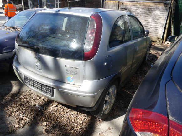 Voiture (saisie sur voirie) Opel Corsa Twinport - Car: picture 3 Voiture (saisie sur voirie) Opel Corsa Twinport - Car: picture 3