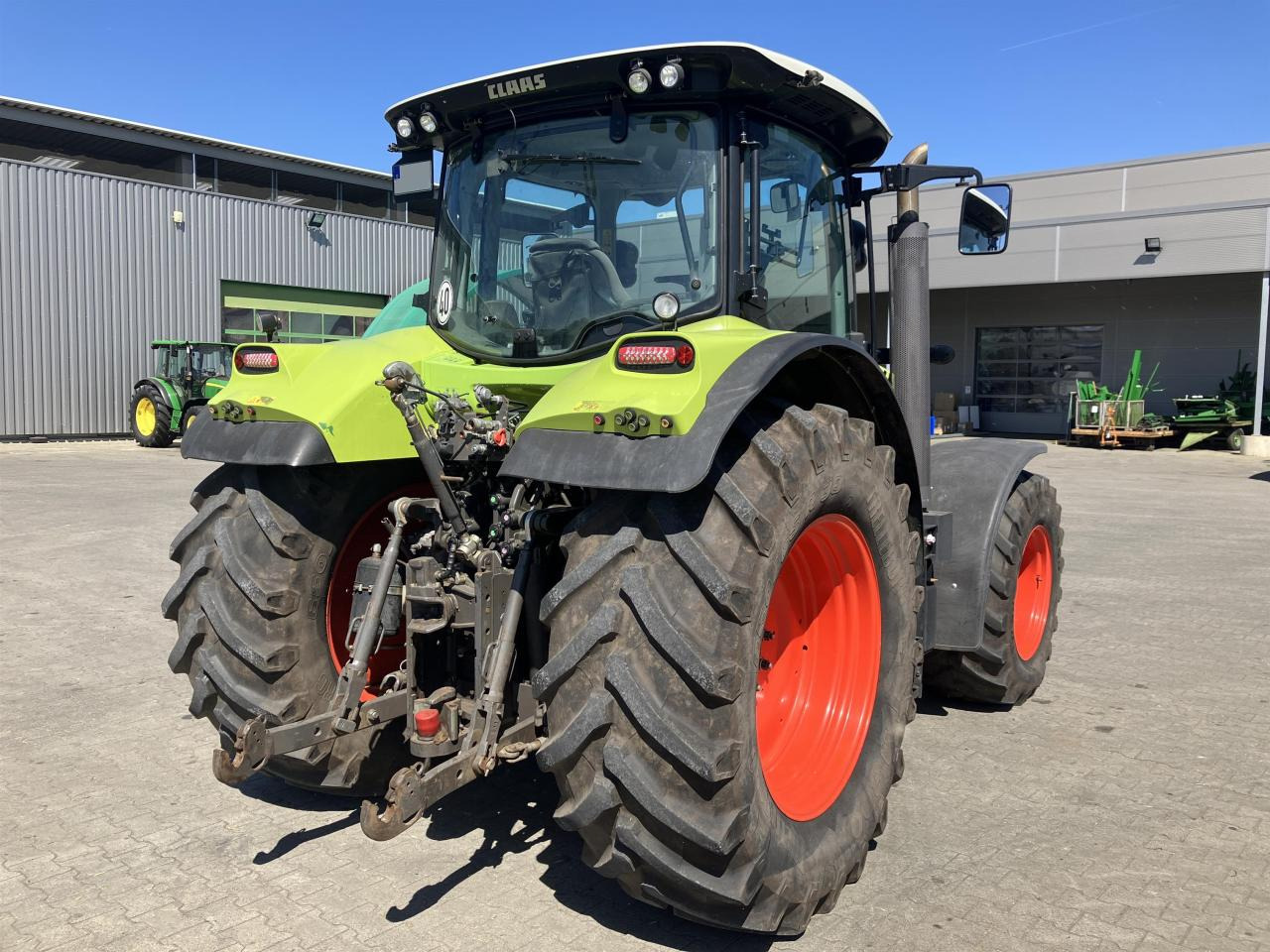CLAAS Arion 640 - Farm tractor: picture 4 CLAAS Arion 640 - Farm tractor: picture 4