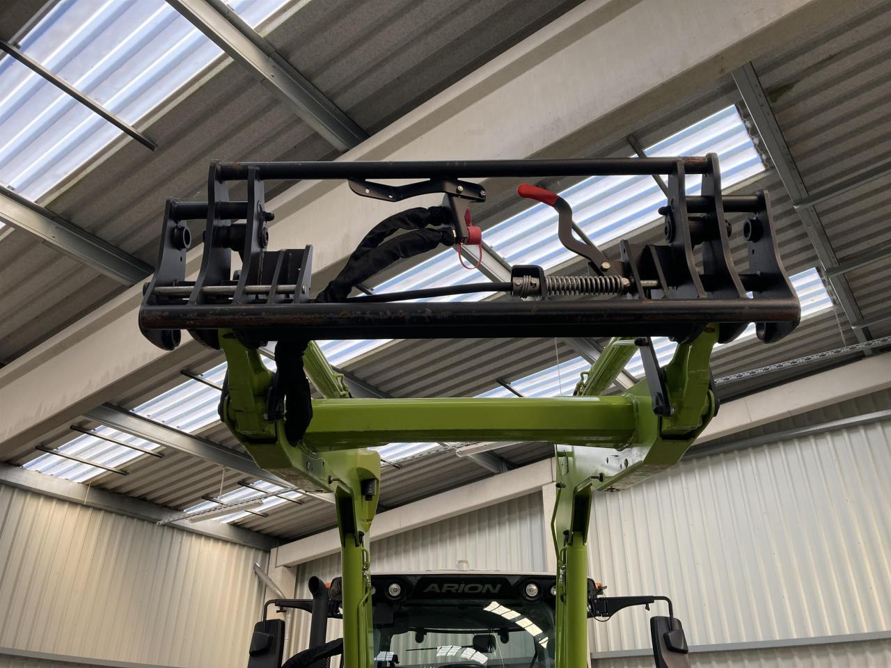 CLAAS Arion 660 C Matic - Farm tractor: picture 5 CLAAS Arion 660 C Matic - Farm tractor: picture 5