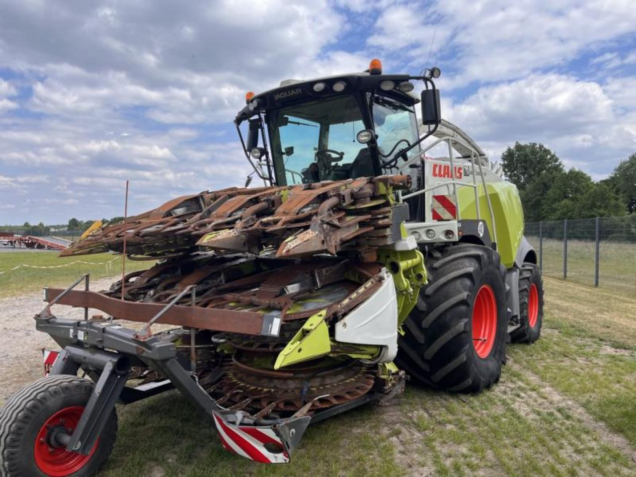 CLAAS Jaguar 980 - Forage harvester: picture 1 CLAAS Jaguar 980 - Forage harvester: picture 1