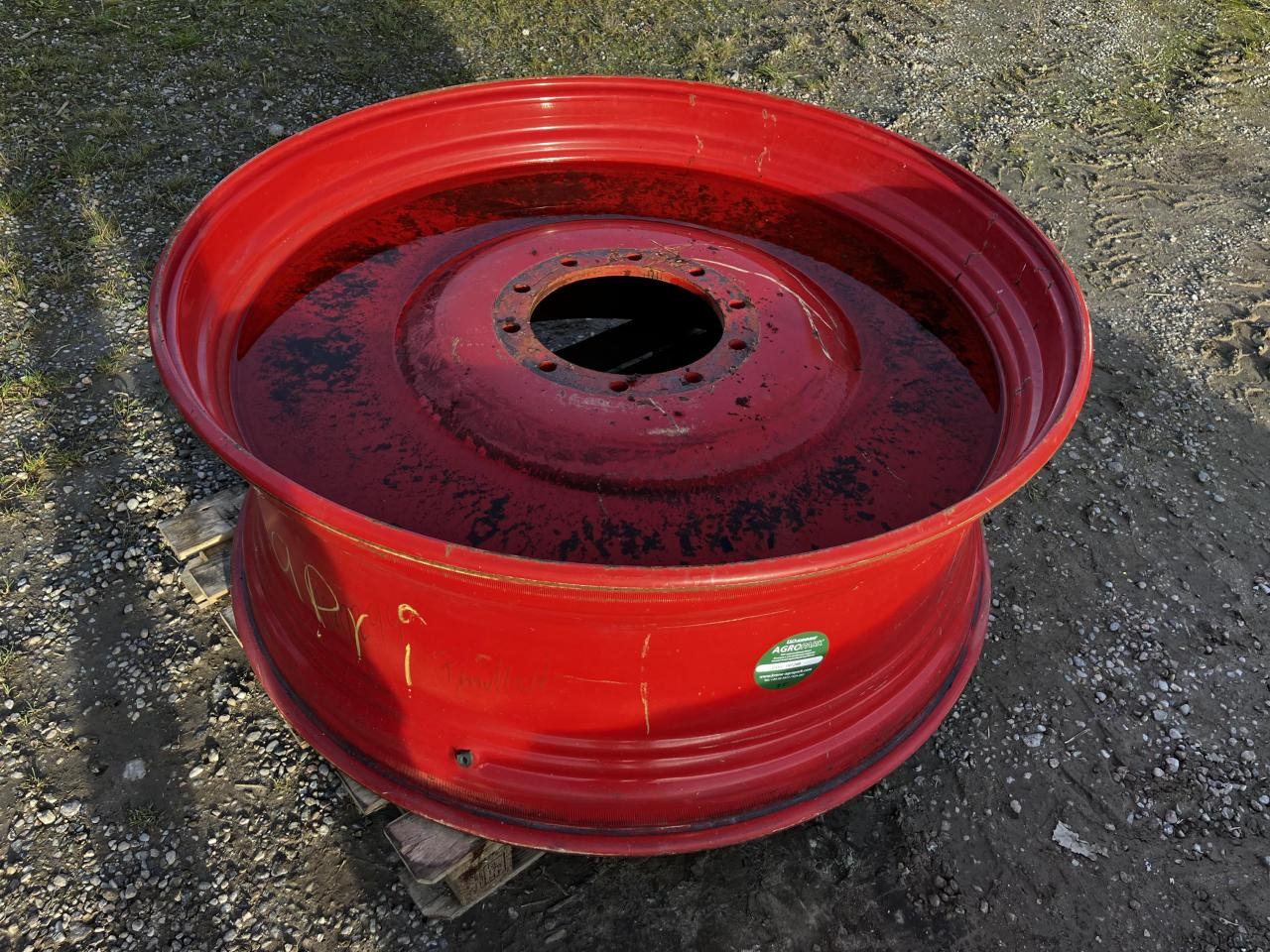 Fendt 18x46 - Tire for Agricultural machinery: picture 1 Fendt 18x46 - Tire for Agricultural machinery: picture 1